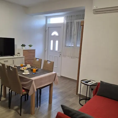 Apartament Neva With Free Private Parking Space