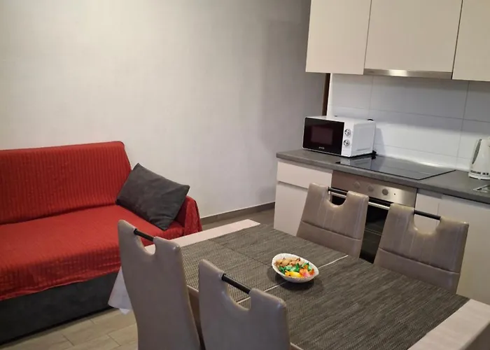 Neva With Free Private Parking Space Apartamento Split